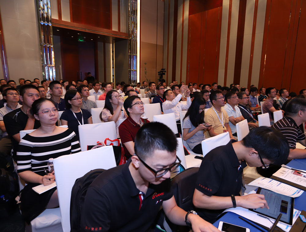 現場座無空席 人氣爆棚